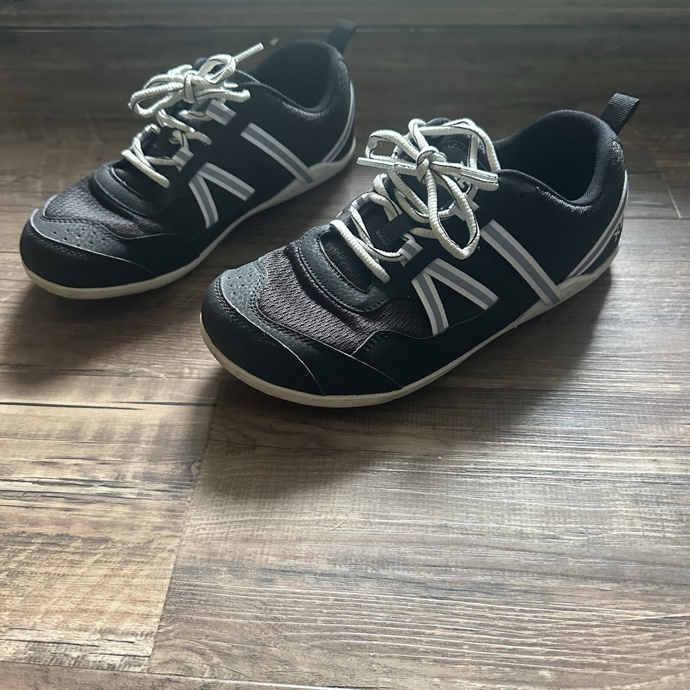 Xero Prio Shoes Women's 9 Black Barefoot Minimalist Running Trainers Sneakers